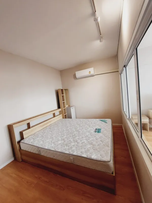 ให้เช่า ลาเมซอง พหลโยธิน 24 ห้องใหญ่รีโนเวมใหม่ ชั้นสูง วิวสวย ทิศเหนือ หิ้วกระเป๋าเข้าอยู่ได้เลยจ้า