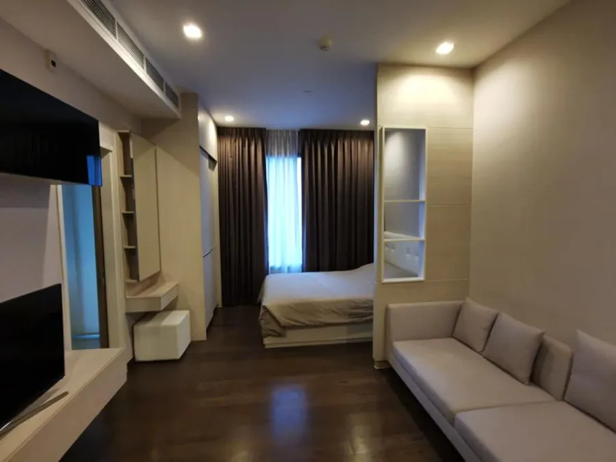 Condo for sale, Q Asoke Studio, 1 bath, high floor, fully furnished. Ready to move in, convenient transportation, urgent!!
