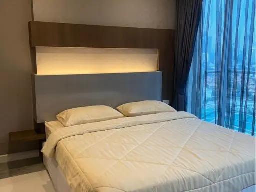 For rent!! Condo Le Luxe Condominium, a room decorated simply and elegantly, very livable, premium grade furniture, book now!!