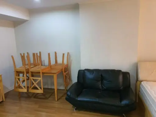 Studio room for rent, Lumpini Condo, Phahon-Saphan Khwai, convenient transportation, few minutes from the BTS. fully furnished