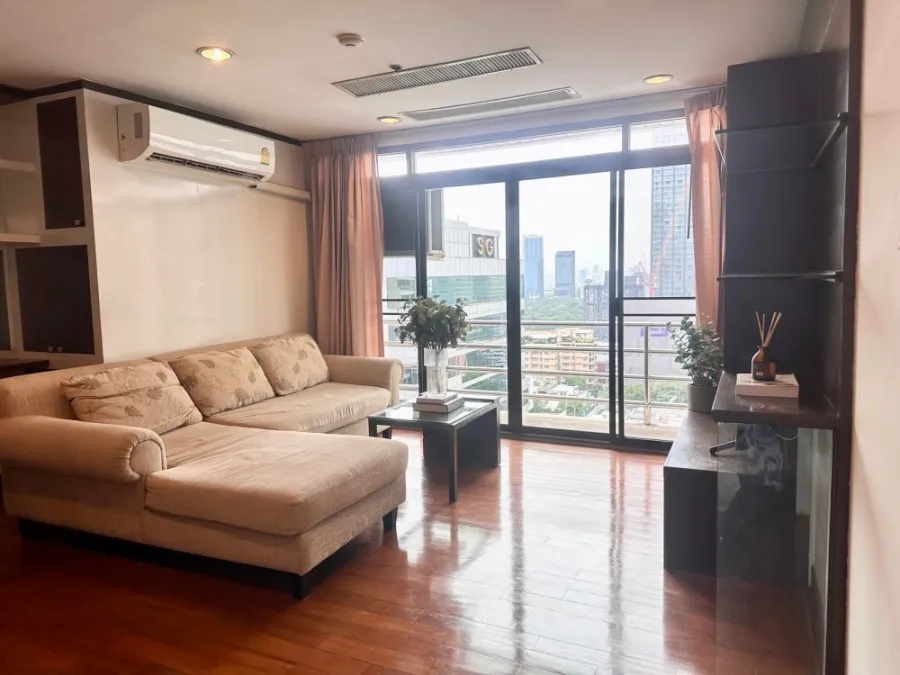 ให้เช่า!! คอนโด เดอะ รอยัล เพลส 2 ชั้น 22 ห้องสวยพร้อมอยู่ ถือแค่กระเป๋าใบเดียวเข้าอยู่ได้เลย!!