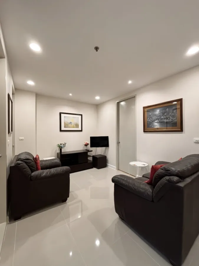 For sale or rent: PARKLAND SRINAKARIN corner unit. Quiet and peaceful with beautiful tree views from both balconies. Book now!