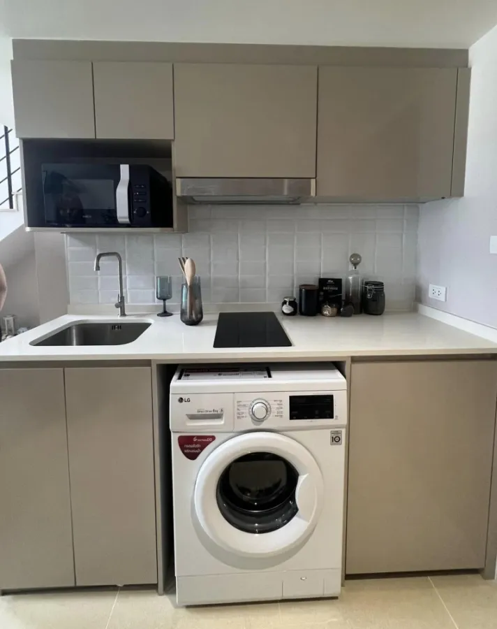 ขายดาวน์คอนโด ณ รีวา เจริญนคร ห้อง 1 bed ทิศใต้ มองเห็นวิวแม่น้ำ พร้อมราคาสุดคุ้ม ซื้อเลยจ้า