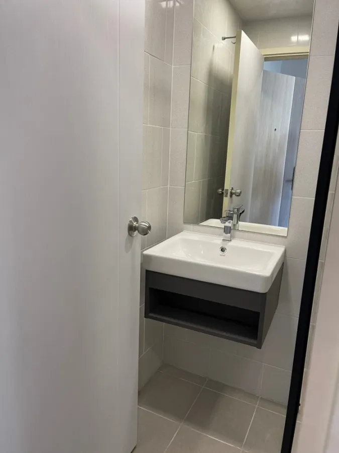 For rent, Cave Salaya, Building C, 4th floor, fully furnished room, ready to move in. Book now, don't wait, hurry.