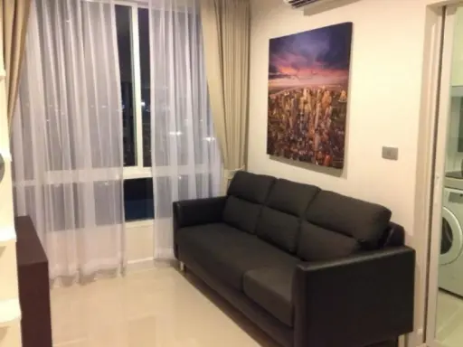 Sell / rent The Sky Sukhumvit 9th floor, fully furnished, beautiful view, suitable for relaxation.