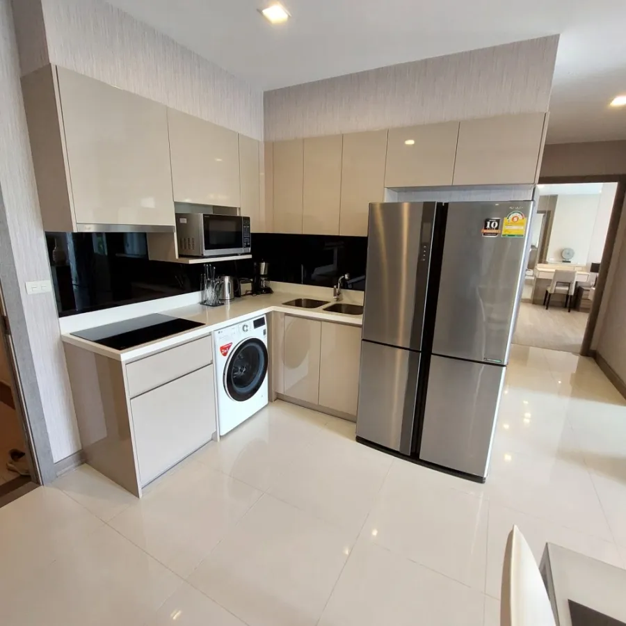 Condo for rent, Trapezo Sukhumvit 16, fully furnished, ready to move in, well built-in, hurry and reserve before you miss the opportunity.