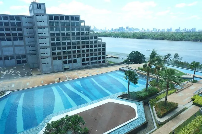 ให้เช่า Supalai Prima Riva Studio ห้อง 43.5 ตรม วิวสูง เฟอร์ครบ หิ้วกระเป๋ามาได้เลยจ้า