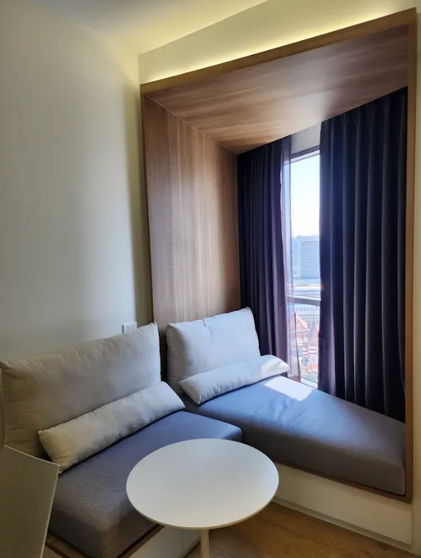 ให้เช่า Triple Y Residence ห้องดีมาก สวย ตั้งอยู่ในสามย่านมิตรทาวน์ ชั้นใต้ดินเชื่อมกับ MRT สามยย่าน