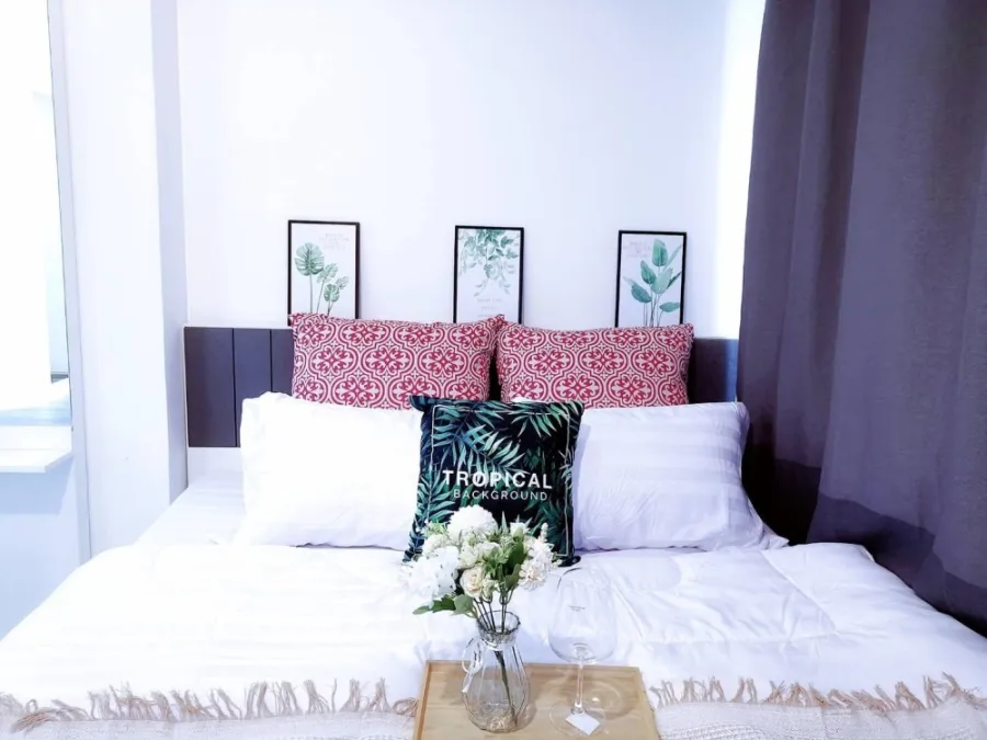 Condo for sale, Lumpini Mega City Bangna, decorated room in white tones, fully furnished, ready to move in, book now.