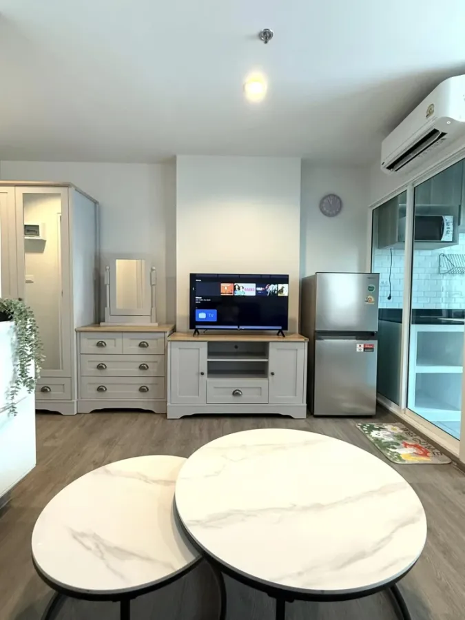 For rent: Regent Home Bangna, 19th floor, fully furnished, nice to live in, book now, don't miss out.