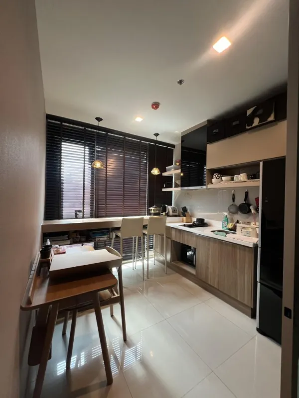 ขาย Rhytym Sathorn เฟอร์นิเจอร์จัดเต็ม เครื่องใช้ไฟฟ้าครบ พร้อมเข้าอยู่ จองได้เลย