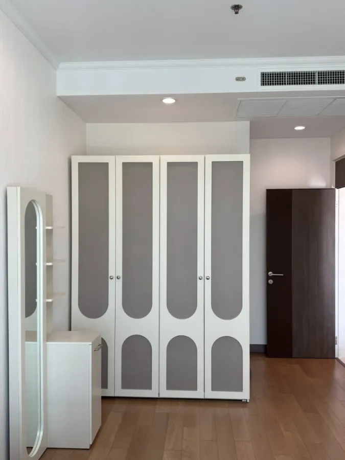 ให้เช่า Supalai Elite Surawong 1 ห้องนอน 1 ห้องน้ำ พื้นที่ใช้สอยเยอะ เฟอร์ครบครัน ทำเลดี จองเลย