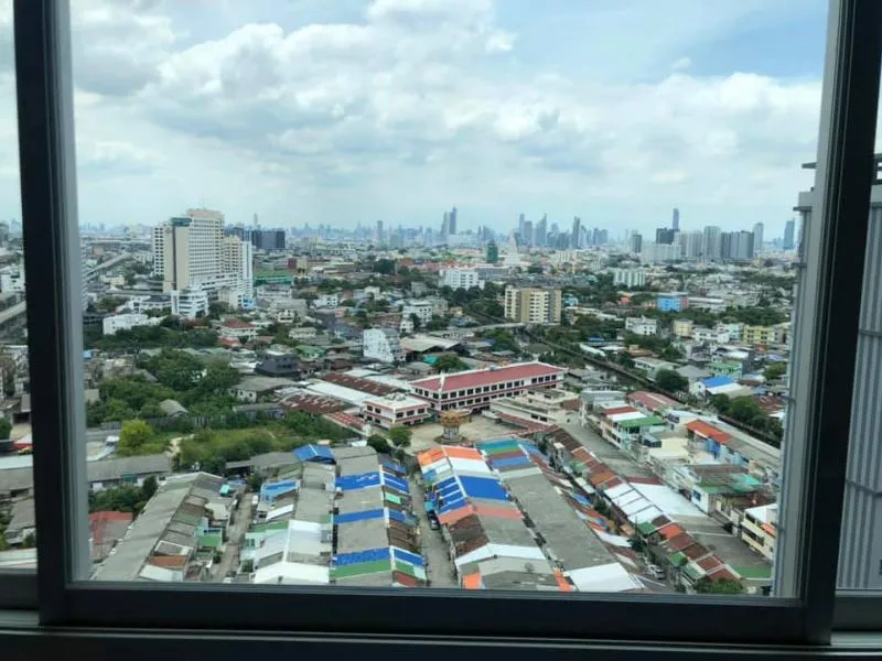 ขาย The President Sathorn-Ratchaphruek ห้องตกแต่งเรียบง่าย ชั้น22 ห้องทิศตะวันออก วิวสวย เฟอร์ครบ