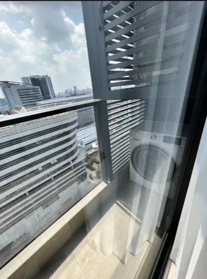 Condo for rent, One Nine Five Asoke-Rama 9, complete with electrical appliances, high floor, very good view, don't wait