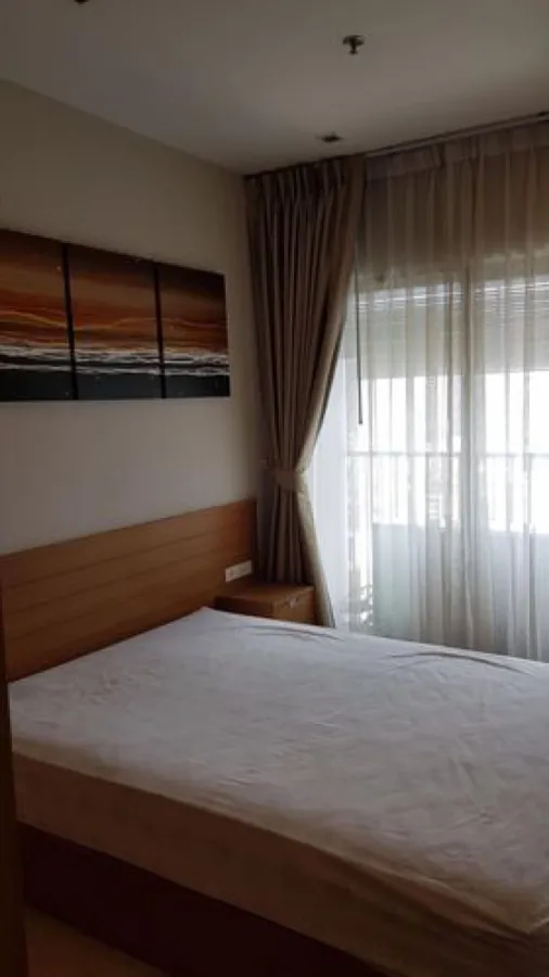 For rent!! Noble Remix Condo, Sukhumvit 36, 19th floor, unblocked view, complete with electrical appliances, don't miss it!!