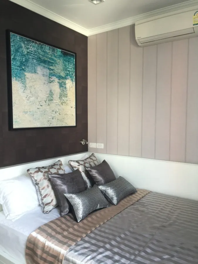 Star View Condo for sale, very spacious room, high floor, well decorated, awesome furniture, hurry and reserve it quickly.