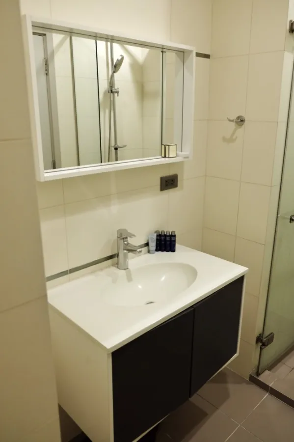For rent!! Condo Wyne Sukhumvit 29th floor, beautiful room, newly renovated, swimming pool view, ready to move in, don't miss, book now!!