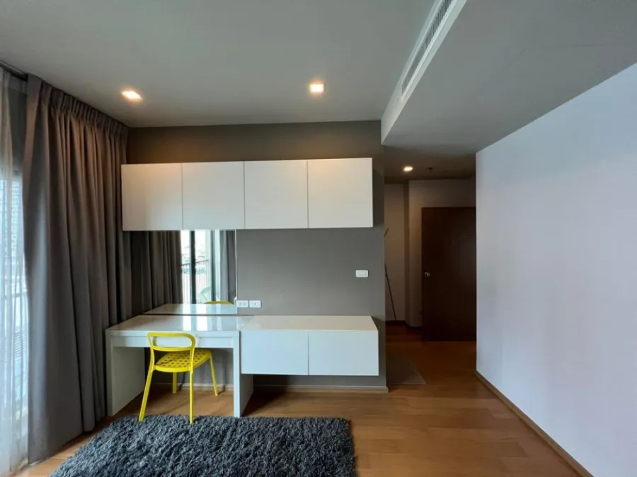 ให้เช่า โนเบิล รีเวนต์ ห้องมุมขนาดใหญ่ วิวสวย เฟอร์นิเจอร์ครบชุด พร้อมที่นอนอย่างดี จองเลยจ้า ด่วนๆ