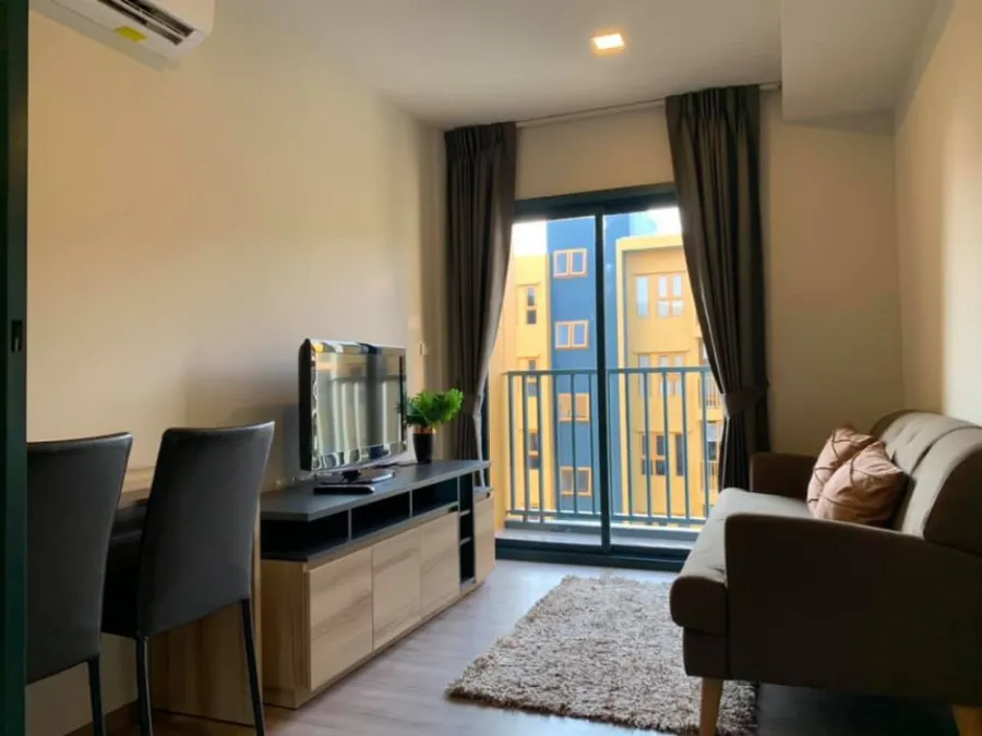 Condo for rent, The Base Sukhumvit 50, 7th floor, good view, fully furnished, ready to move in, convenient to travel, can't miss it.