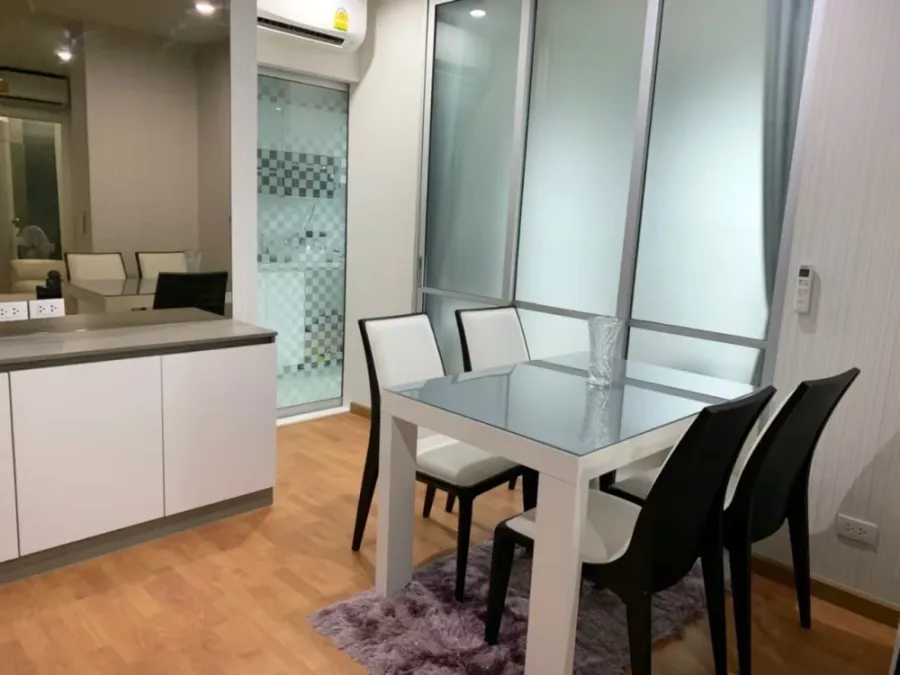 For rent!! Condo The President Phetkasem-Bang Khae, fully furnished, just bring your bags and move in. Don't miss it!!