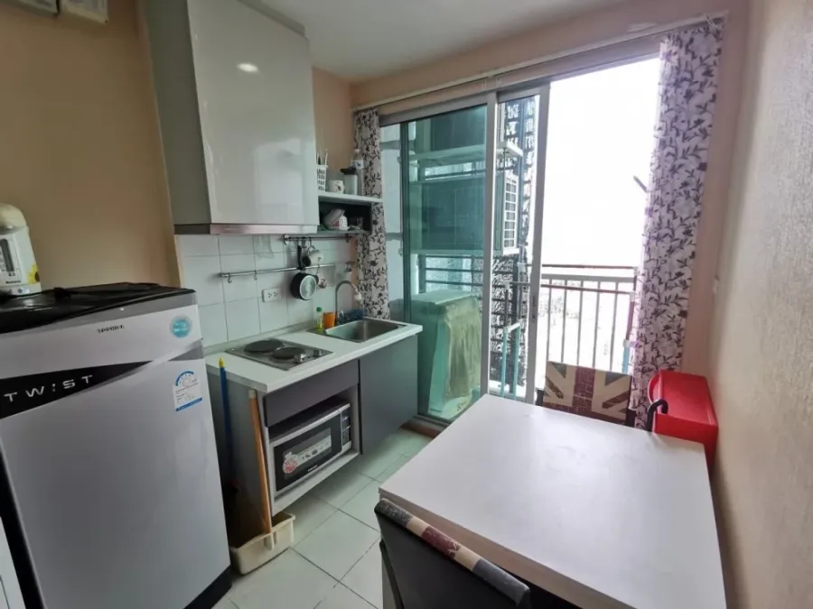 For rent: The Base Sukhumvit 77, 1 bedroom, 1 bathroom, fully furnished, good location, beautiful view from high floor, reserve now!