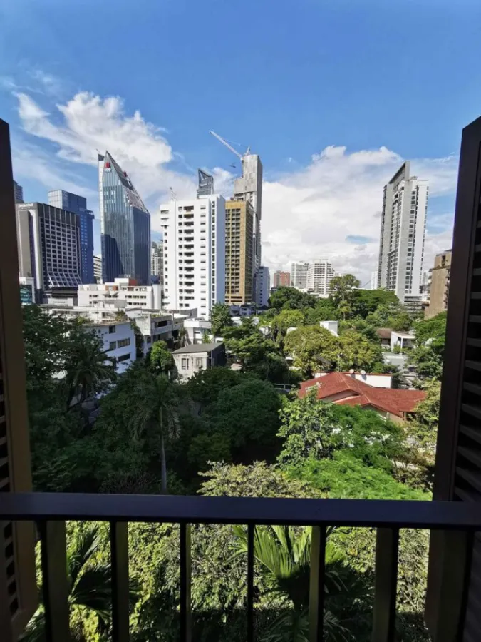 Condolette Dwell Sukhumvit 26 for sale/rent, good location, close to many shopping centers, convenient transportation, good price, don't miss it!!