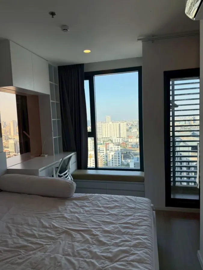 For sale or rent: DENIM JATUJAK, 1 bedroom, 1 bathroom, high-quality built-in furniture. Move-in ready!