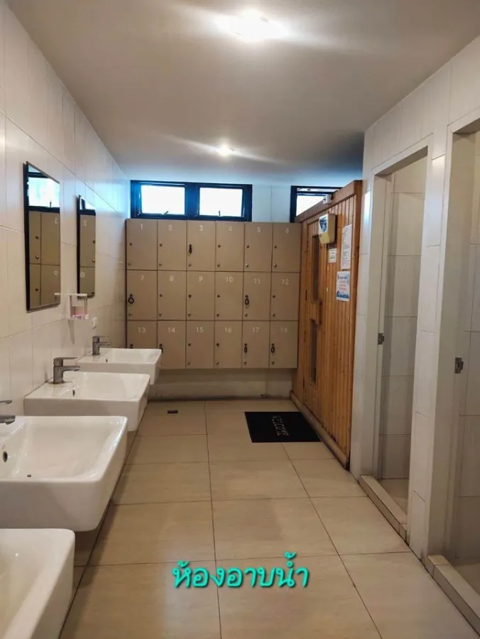 Condo for sale, The Cube Plus Chaengwattana, kitchen separated into privacy. Swimming pool view Hurry and own it now.