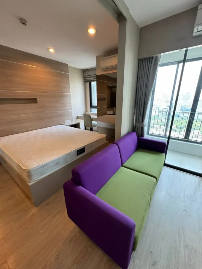 ให้เช่า Ideo q ราชเทวี ห้องตกแต่งบิวท์อินแน่นๆ วิวทิศเหนือ พร้อมอยู่