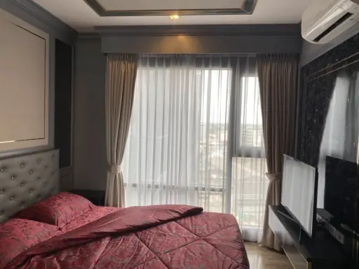 For rent Rhythm Sukhumvit 36-38, corner room with privacy, great price, come and book now.