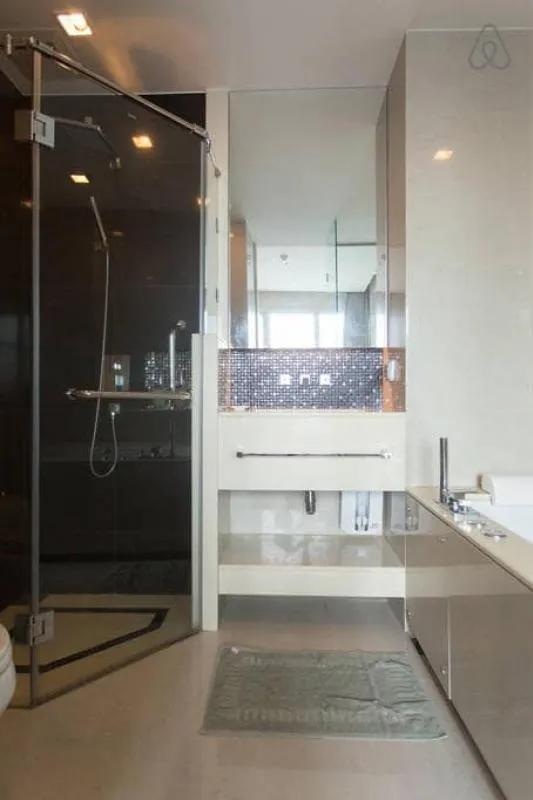 Condo for rent, The Address Asoke, spacious room, beautiful room, super inviting, everything is complete. Ready to move in, hurry