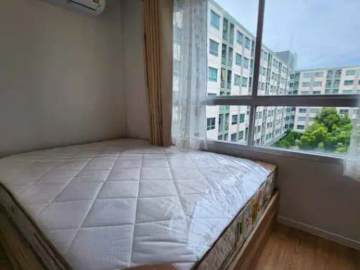 For rent: Lumpini Ville On Nut 46, 5th floor, beautiful garden view, corner room, very private. Plenty of usable space. Book now.