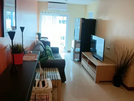 For rent, Metro Park, Sathorn, 1bed, pack your bags, you can move in. Great pool view balcony, urgent rent