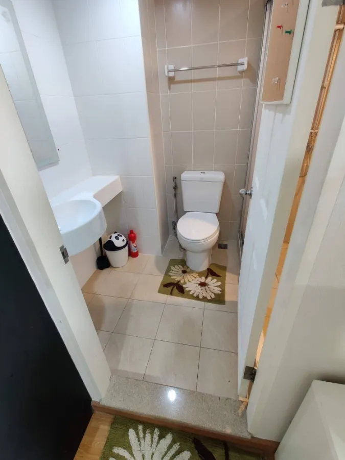 For sale: U Delight Bang Sue Station, large room, lots of usable space. The high floor corner room is very quiet. North balcony, urgent