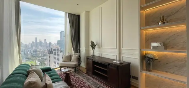 ขาย 28 ชิดลม combined unit 2 ห้องนอน ตกแต่งสวยมาก ชั้นสูง วิวเมืองสุดปัง จองเลย อย่าลังเล images