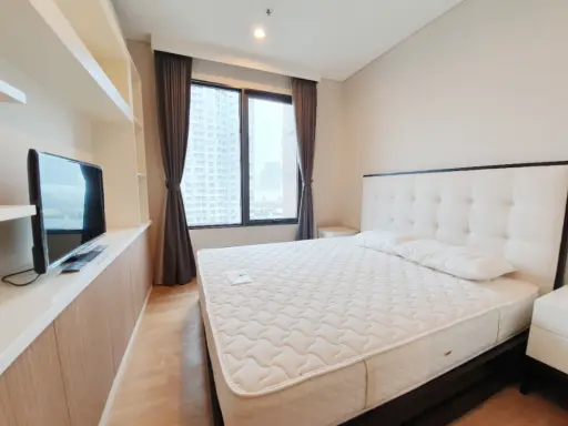 Condo for rent, Villa Asoke, spacious room, complete with furniture and electrical appliances, don't miss it.