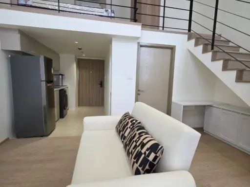 ให้เช่า ณ รีวา เจริญนคร คอนโด Duplex ห้องสวย ดีไซน์โปร่ง อยู่สบาย พร้อมเข้าอยู่