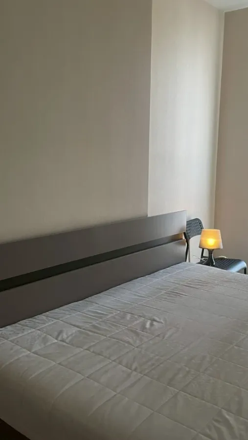 Condo for sale, The Tree Bang Pho Station, 15th floor, north, Rama 7 bridge view. Put wallpaper in the whole room