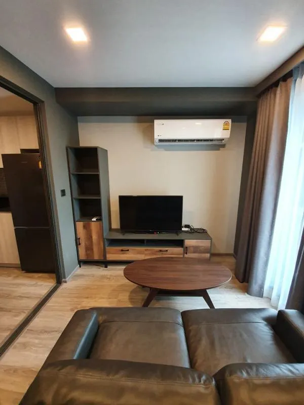 Beautiful room for rent, Maestro Ratchada 19 condo, well decorated, fully furnished, miss this room and you will regret it.