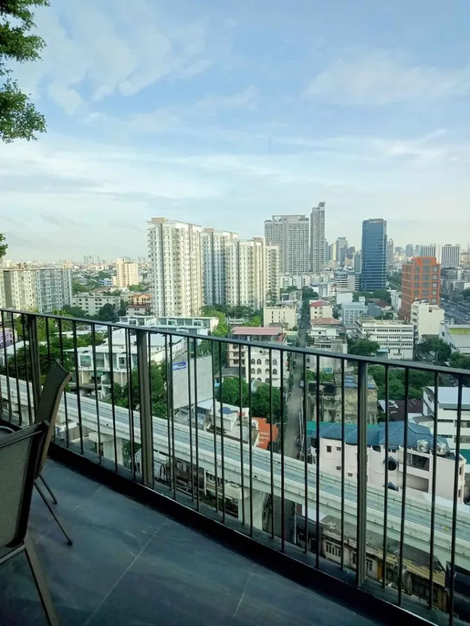 ให้เช่า Haus 23 รัชดา-ลาดพร้าว ห้องแต่งพร้อมอยู่ สิ่งอำนวยความสะดวกครบครัน รีบมาจองเลย