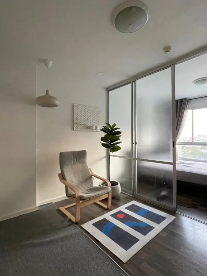 For rent!! D Condo Sukhumvit 109, 7th floor, swimming pool view, beautifully decorated room, ready to move in, near BTS Bearing, book now!!