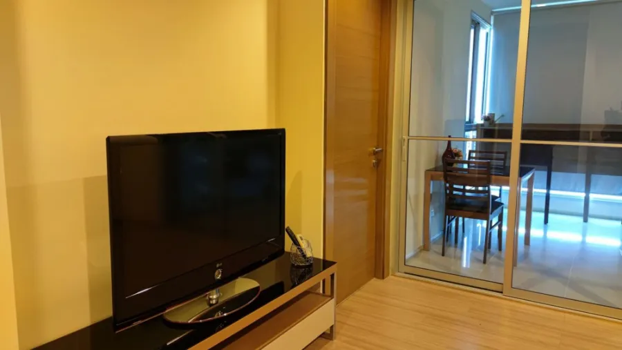 Rhythm Ratchada-HuaikhwangCondo for rent, fully furnished, full of electrical appliances Affordable price for rent