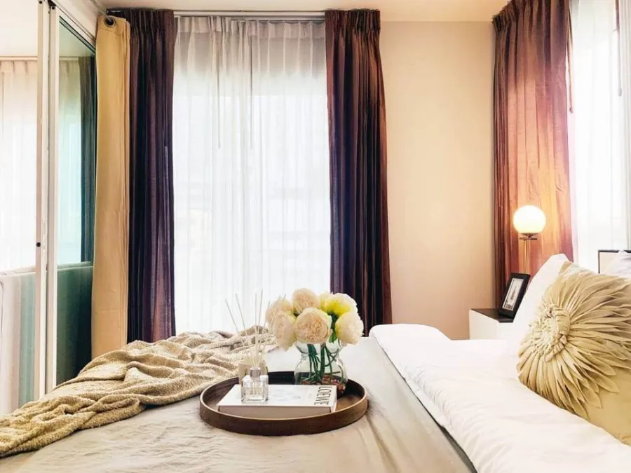 Condo for sale, Tourmaline (Gold), Sathorn-Taksin, 4th floor, open and comfortable view. The room is beautifully decorated. Book now, very worthwhile.