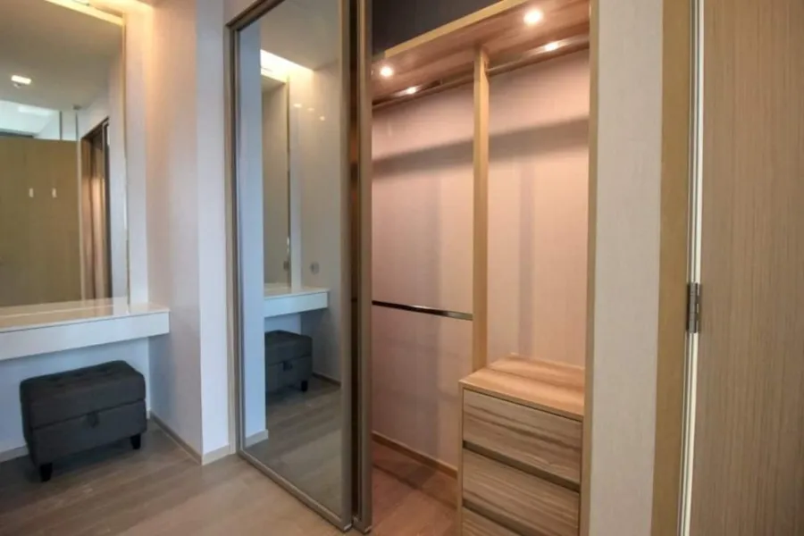 For sale and rent, Lavik Sukhumvit 57, 16th floor, great city view. Fully furnished, great built-in, so good, book now.