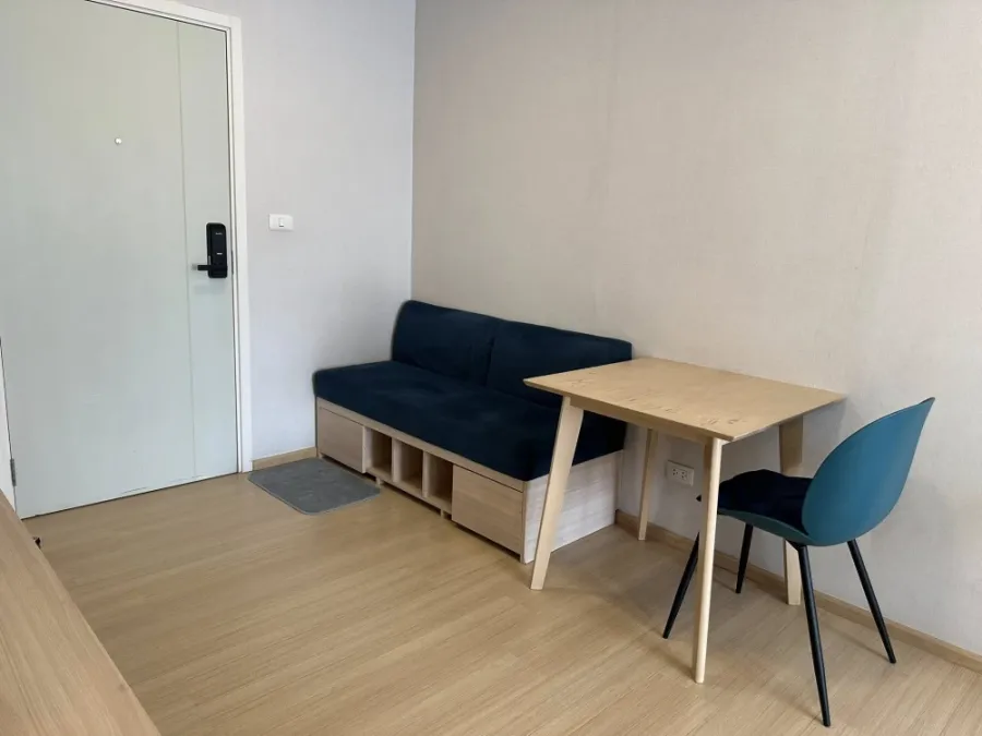 For sale or rent: Plum Condo Rangsit Alive Phase 2. Exterior view, very pleasant atmosphere, bright and airy, comfortable to live in, fully furnished