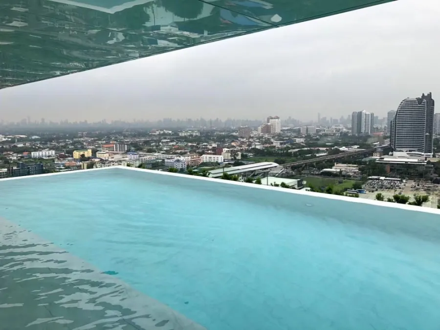 Condo sales down Knightsbridge Collage Sukhumvit 107 Duplex room size 42.20 upstairs, book now !!!