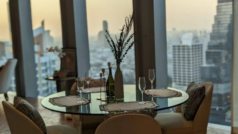 ให้เช่า The Ritz-Carlton Residences Bangkok ห้องสวย ตกแต่งเรียบหรู FULLY FURNISHED จับจองด่วนๆ