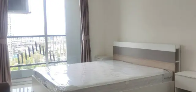 ให้เช่า Assakarn Place Srinakarindra ห้อง STUDIO เฟอร์นิเจอร์ครบ เตียงใหญ่นอนสบายมาก จองด่วนๆ images