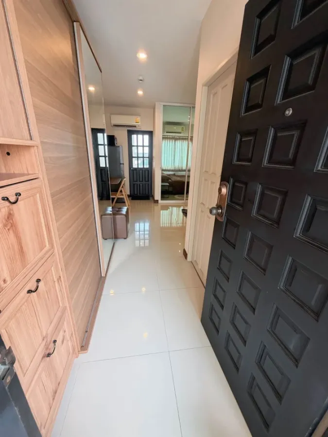 Country Ville Resort Condominium for rent. Corner unit offering privacy. Fully furnished. Book now!