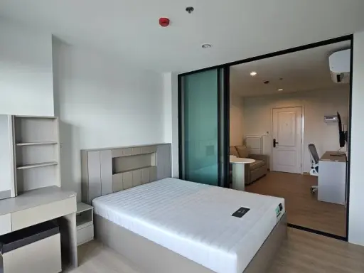 ให้เช่า Terra Residence ห้องใหญ่ ทิศเหนือวิวอุทยานป๋วยธรรมศาสตร์ กั้นกระจกบานสไลด์เป็นสัดส่วน จองเลย